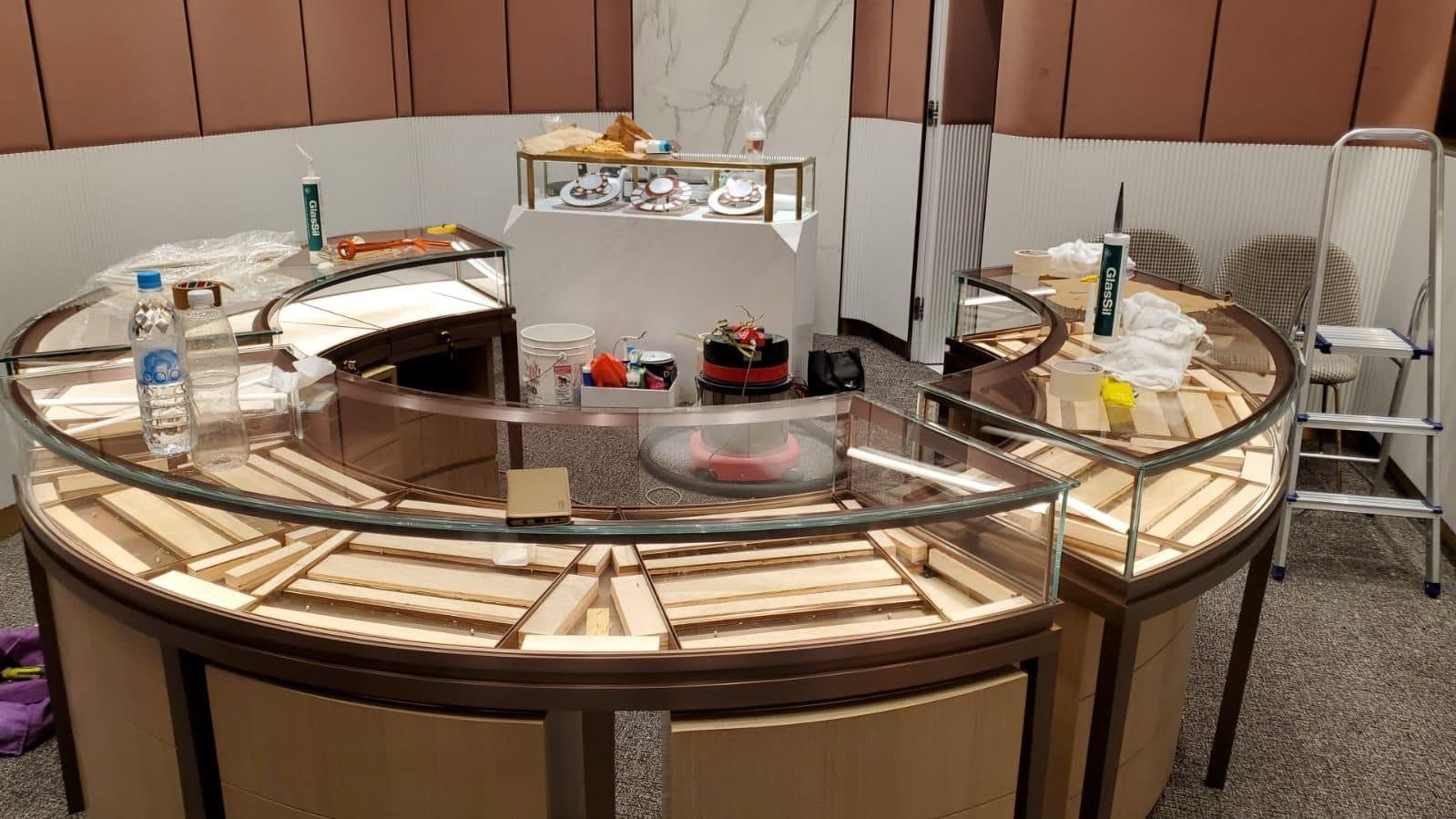 Jewellery Company — circular display counter, construction progress