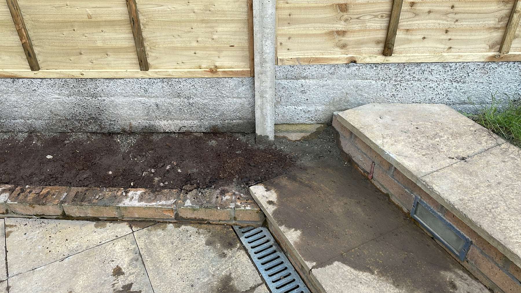 B76 — Drainage and step junction, construction progress