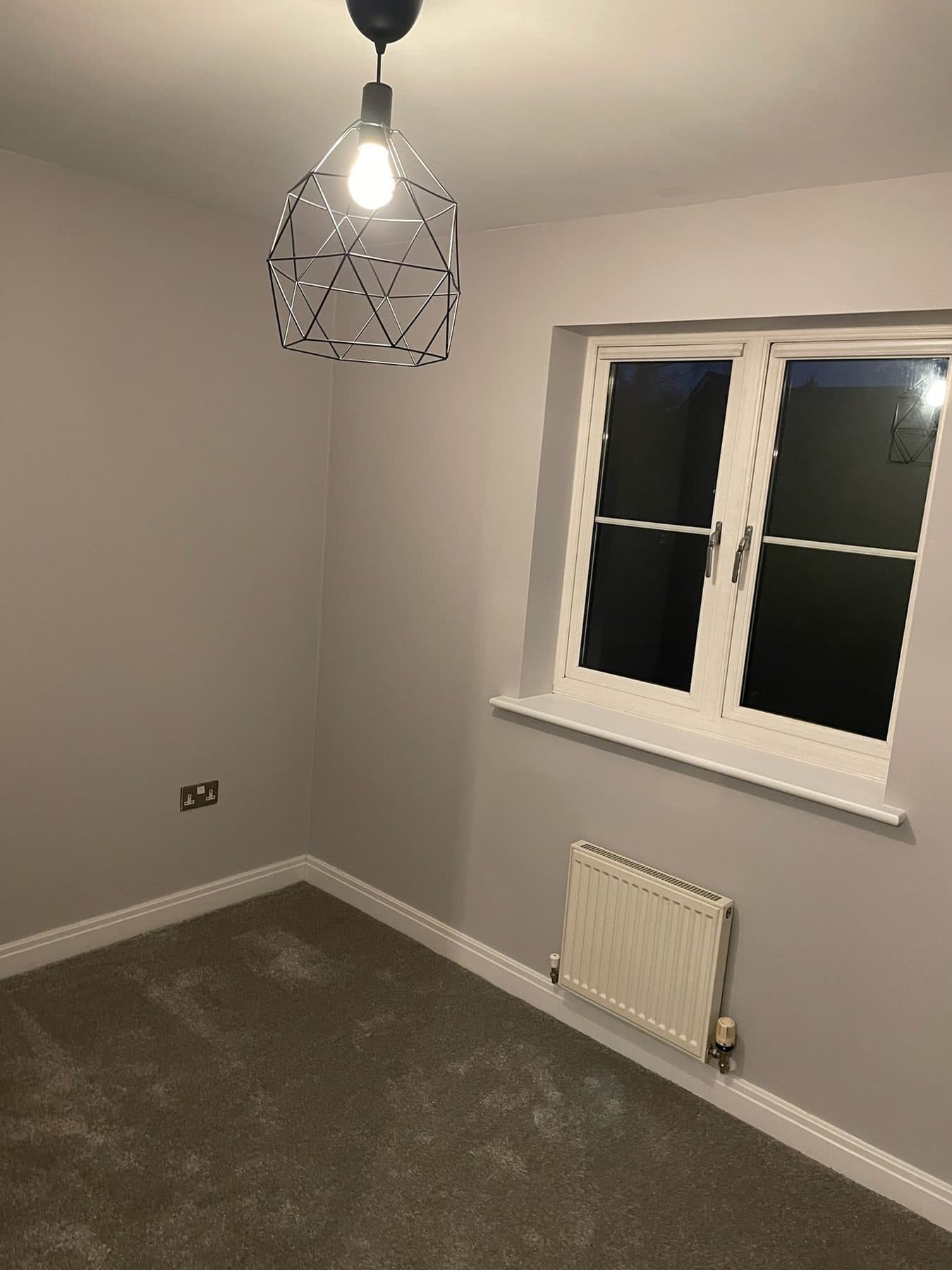 B90 King — Finished grey bedroom, completed showcase