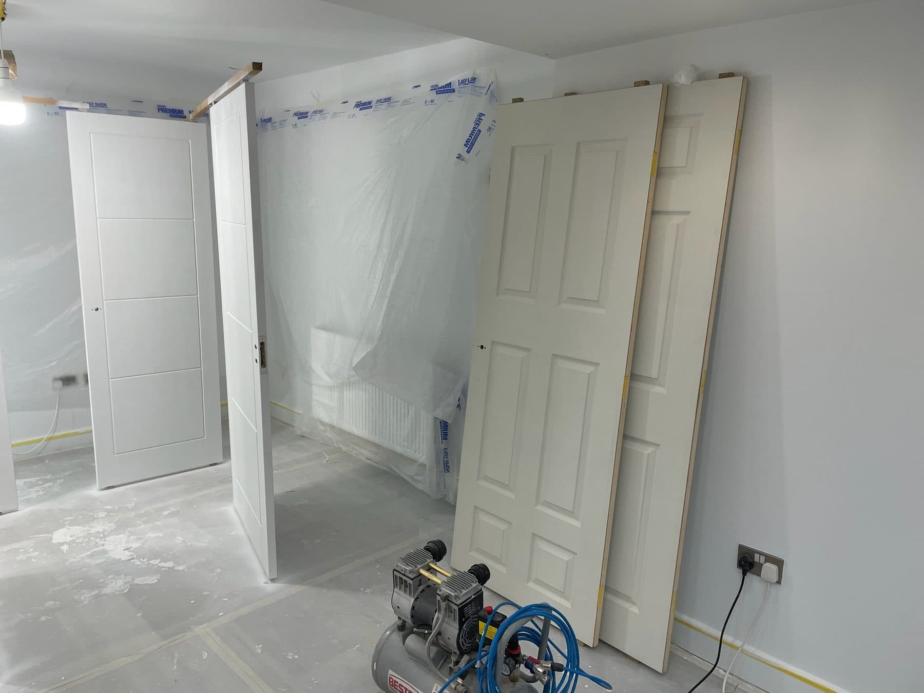 B90 King — Internal door spray finishing, construction progress