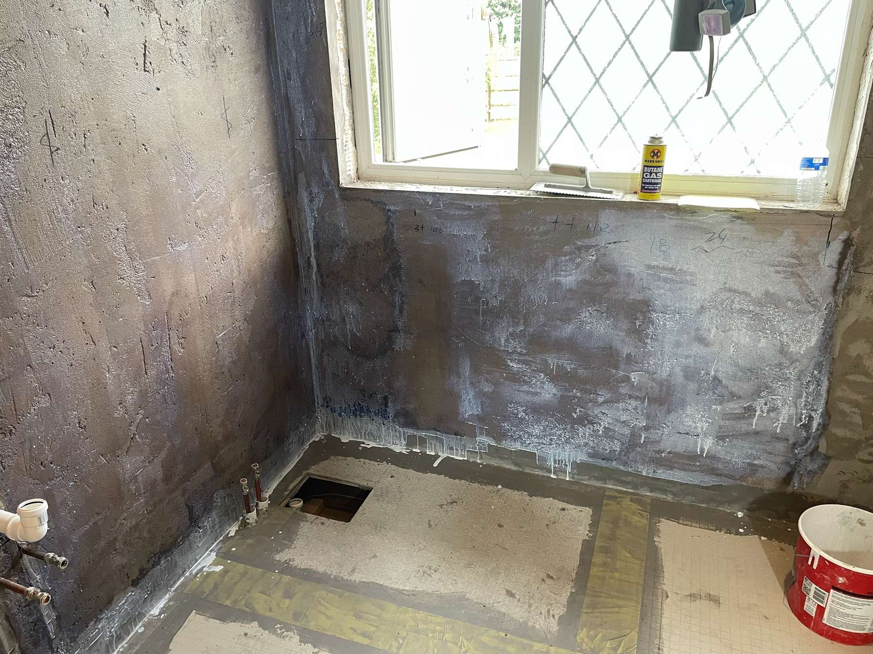 WS13 — Main Bathroom, construction progress